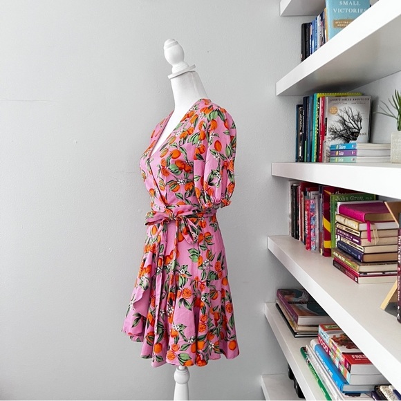 Finders keepers Aranciata pink wrap dress size small - Picture 9 of 15